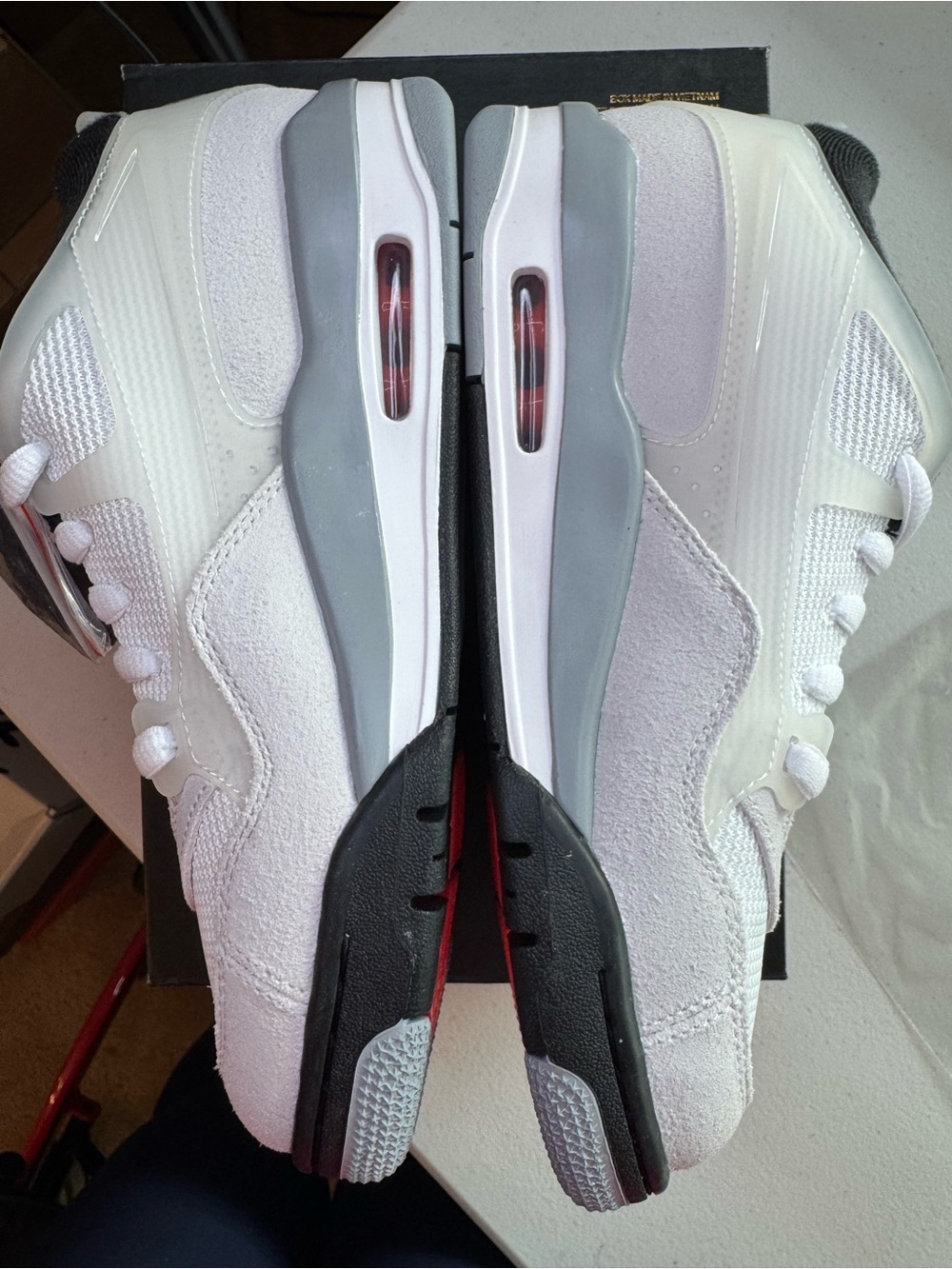 Jordan 4 RM White Light Smoke Grey Black (GS) - Picture 5 of 8